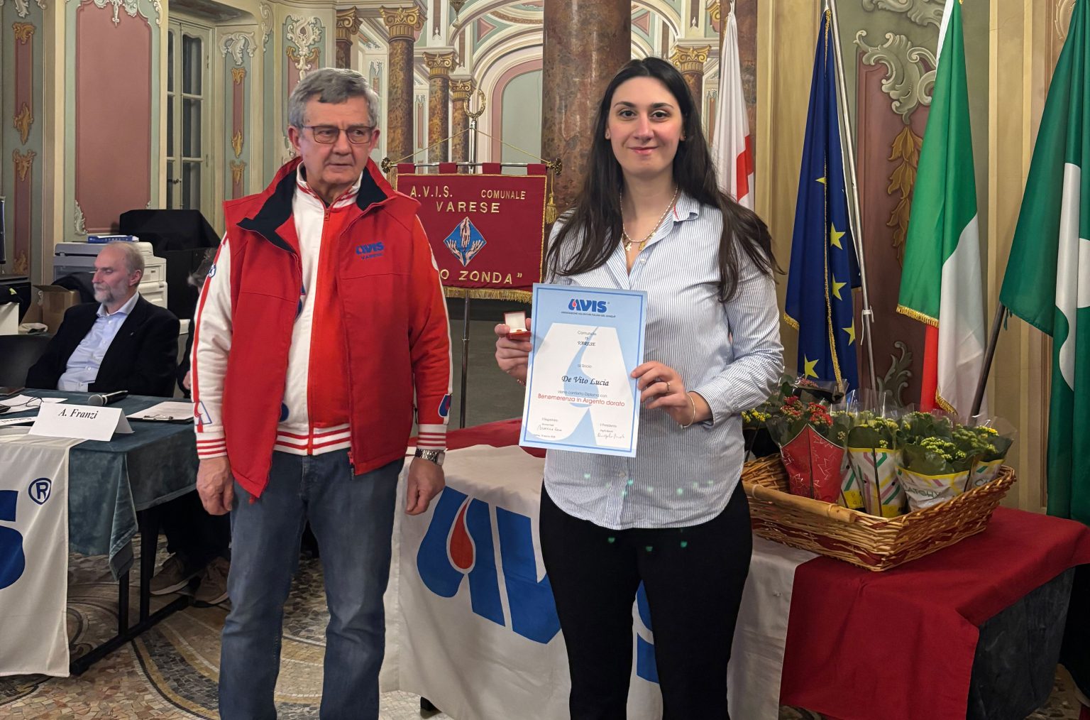 AVIS COMUNALE VARESE FESTEGGIA 75 ANNI